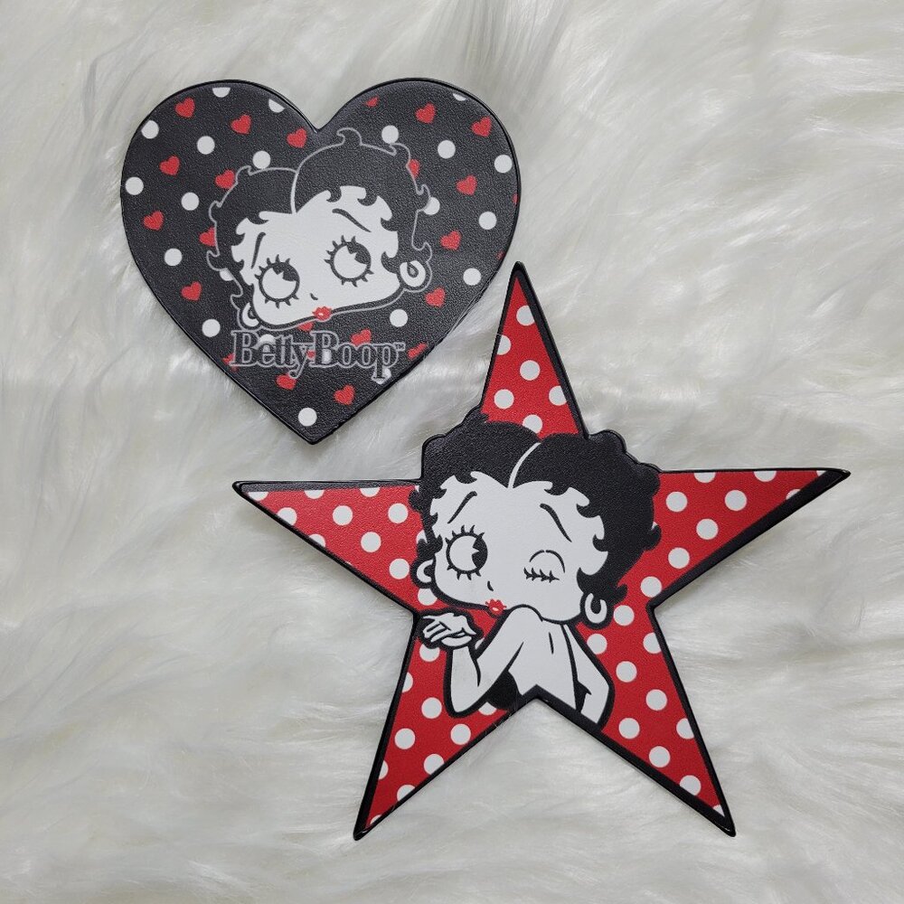 Betty Boop Accessory Set - Picture 3 of 7